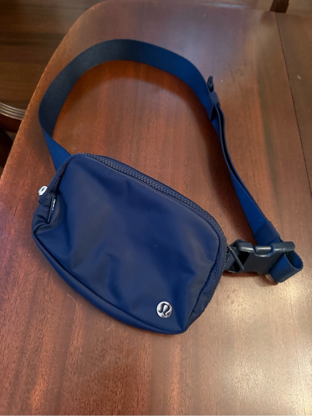 lululemon athletica Men's Navy Blue Belt Bag